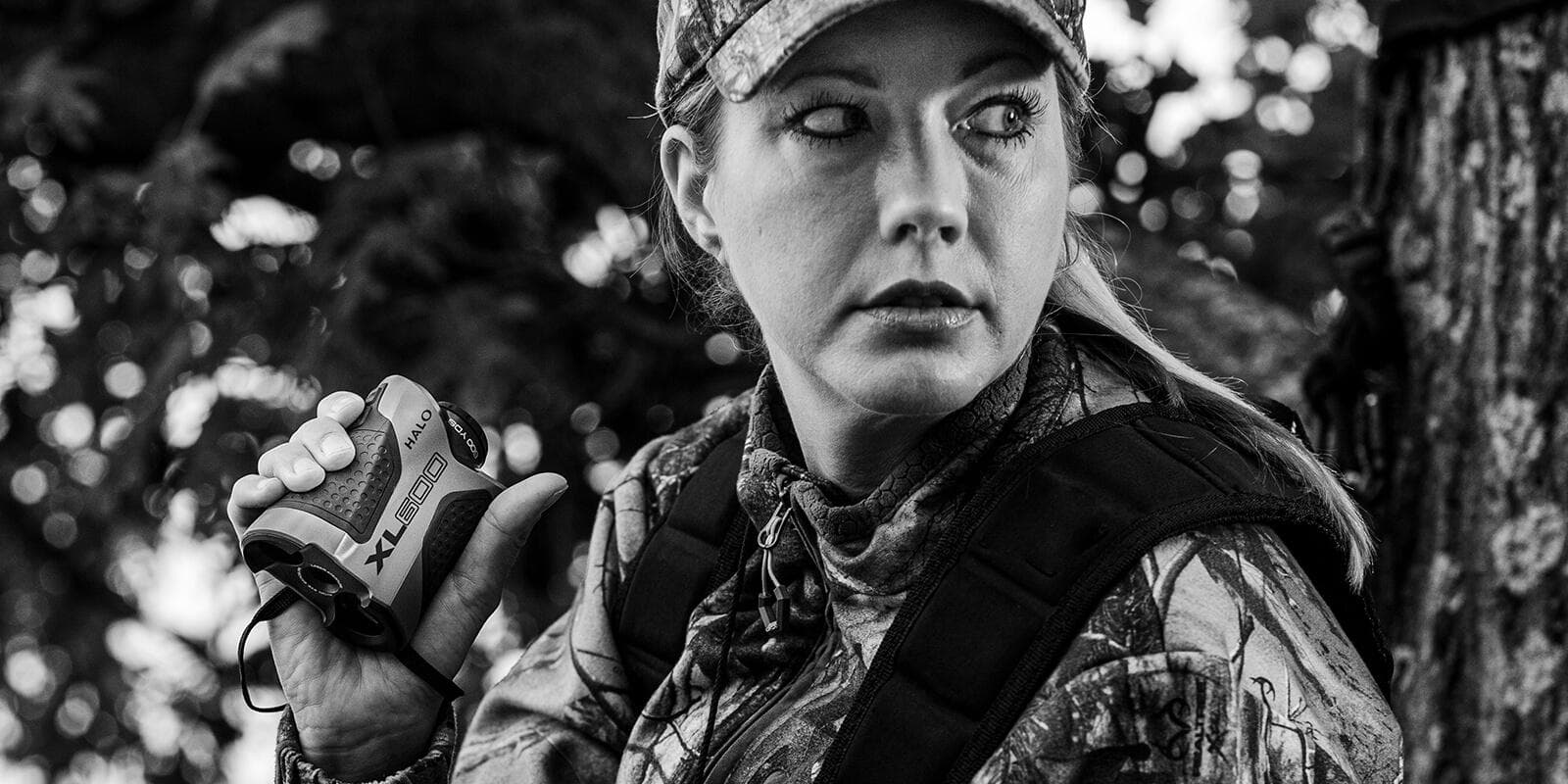 Halo XL600 6x Rangerfinder 600/yd with Angle Intel Auto Acquisition - Black