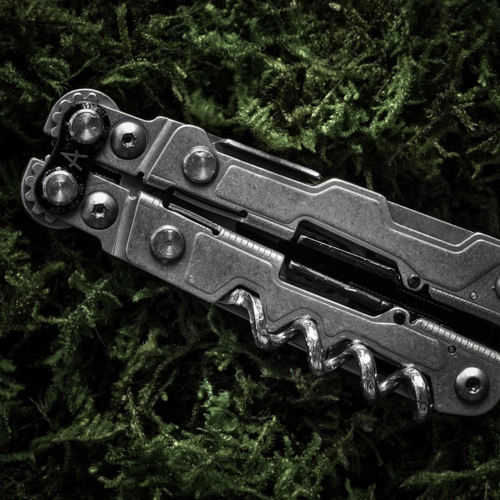 SOG Powerlitre Multi-Tool Silver