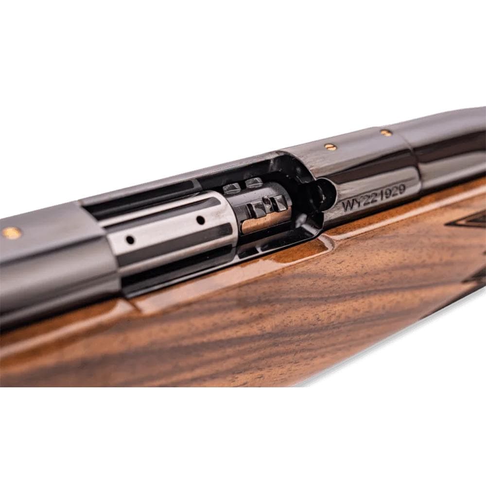 Weatherby Mark V Deluxe Varmintmaster Rifle .22-250 Rem 3rd Magazine 24" 1/2x28 Threaded Barrel Walnut